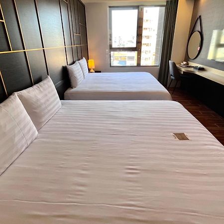 Hotel A ไถหนาน ภายนอก รูปภาพ